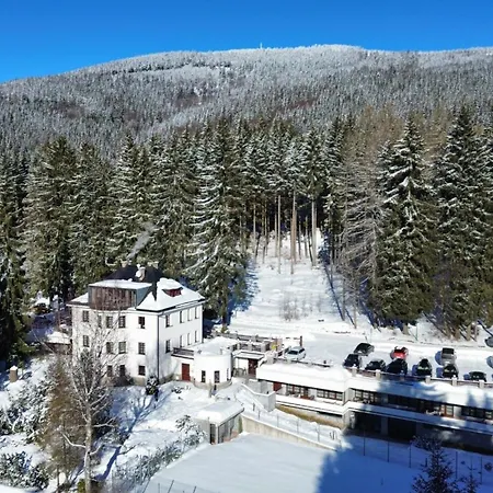 Hotel Bedriska Wellness Resort & Spa-2